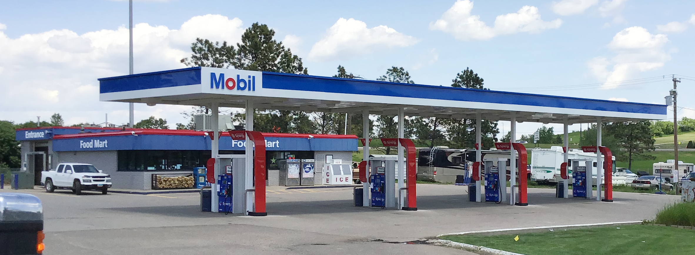Mobil_Mandan,_ND